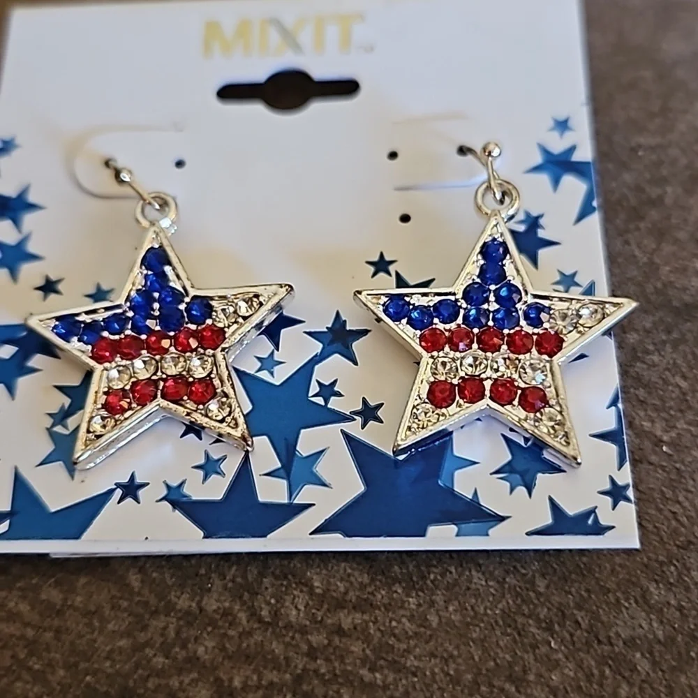 5/$25 MIXIT Fourth of July Rhinestone Stars Dangle Hook Earrings